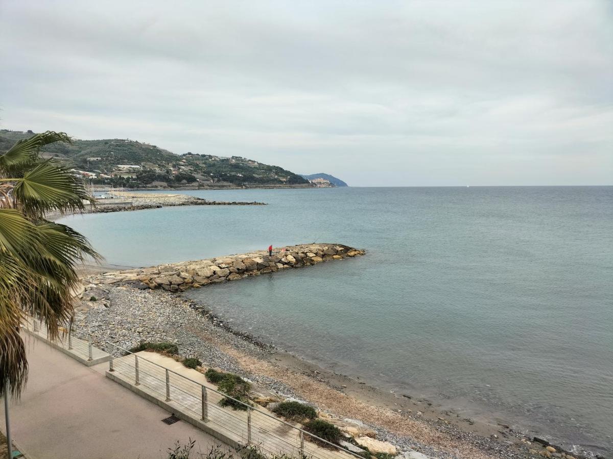 Casa Mariella San Lorenzo Al Mare Bagian luar foto